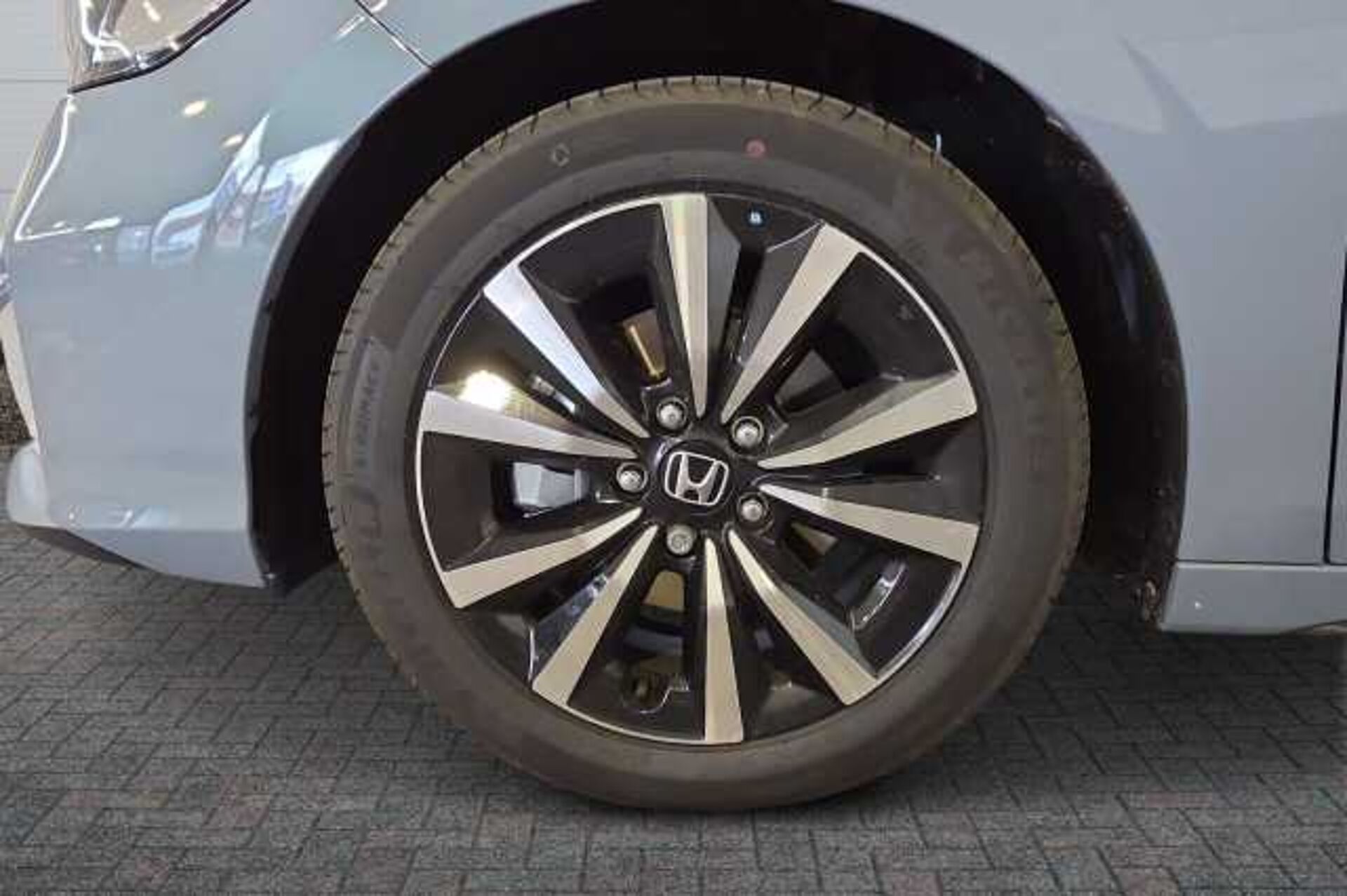 Honda Civic Hybrid 2.0 eHEV Elegance 5dr CVT 