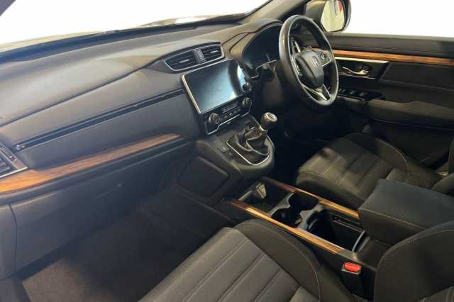Honda CR-V 1.5 VTEC Turbo SE 5dr 