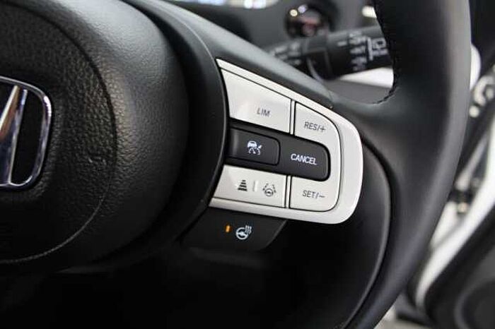 Honda Jazz Hybrid 1.5 i-MMD (122ps) Advance eCVT 