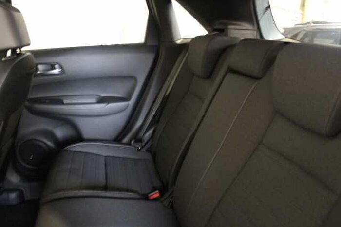 Honda Jazz Hybrid 1.5 i-MMD (122ps) Crosstar Advance eCVT 