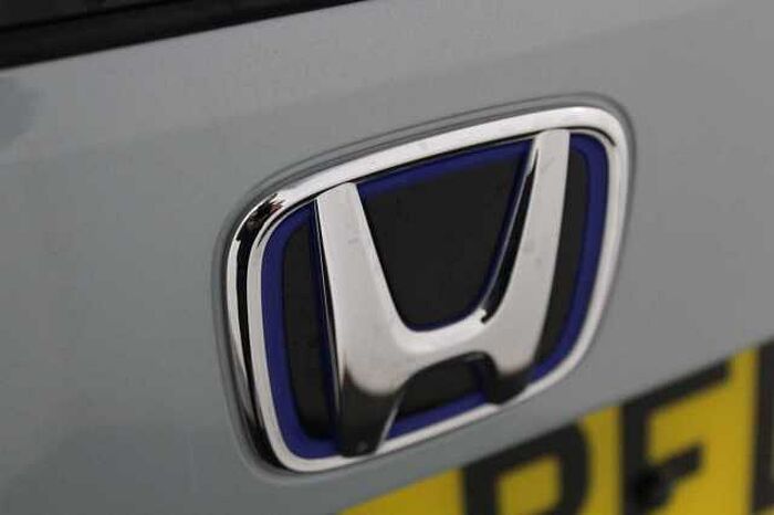 Honda Jazz Hybrid 1.5 i-MMD (122ps) Crosstar Advance eCVT 