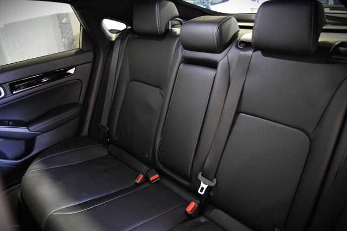 Honda Civic Hybrid 2.0 eHEV Advance 5dr CVT 