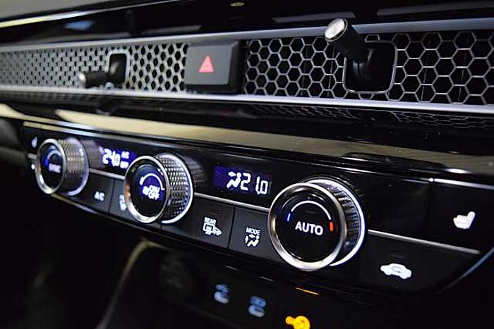 Honda Civic Hybrid 2.0 eHEV Advance 5dr CVT 